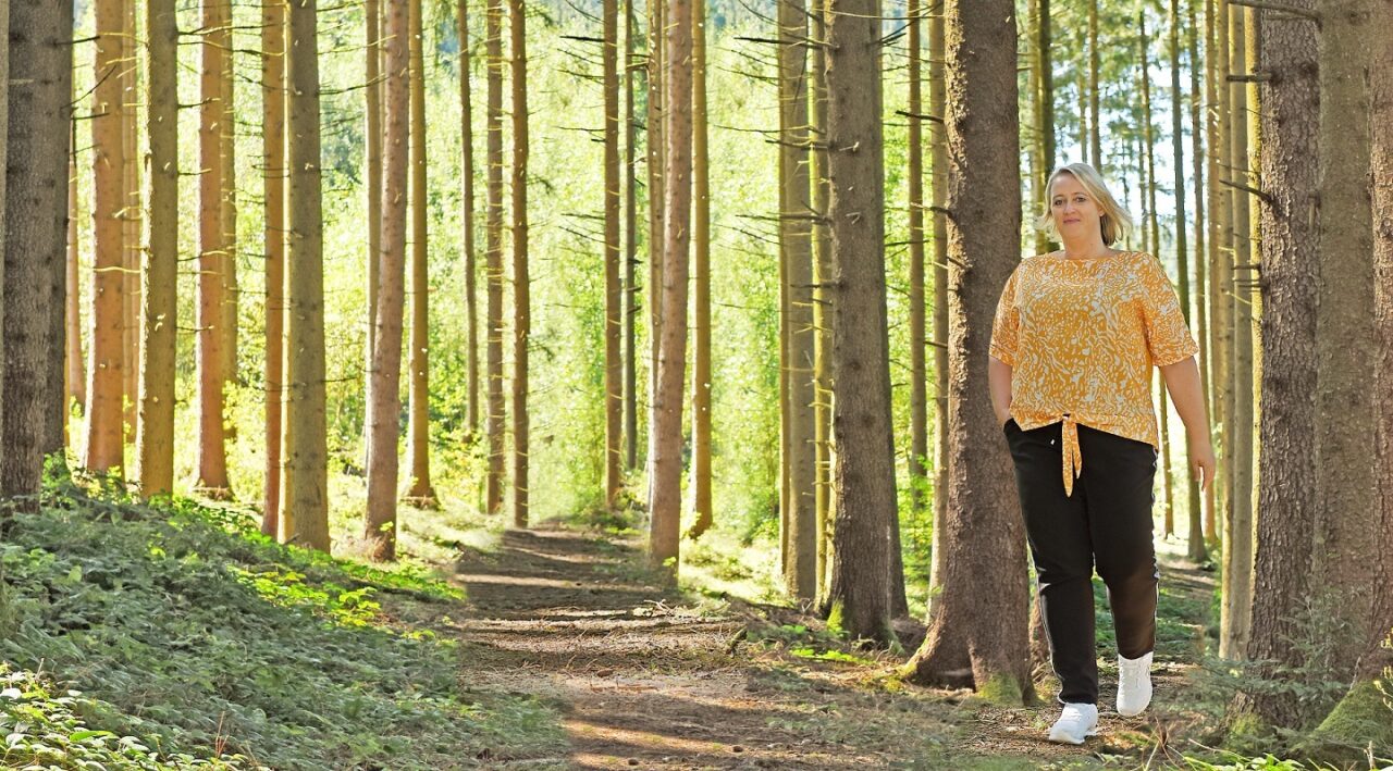 Marlene Lederbauer Marlene Lederbauer im Wald